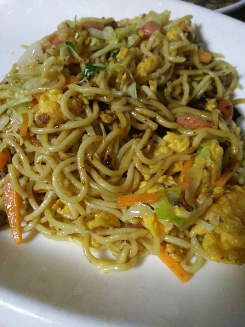 鸡蛋牛肉炒车仔面的做法