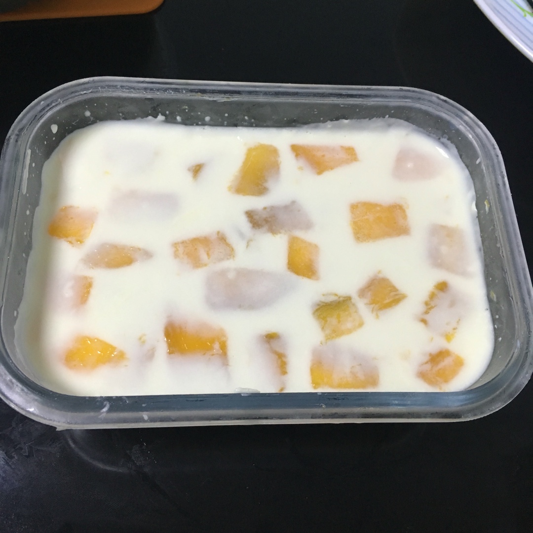 粒粒芒果椰汁冻糕