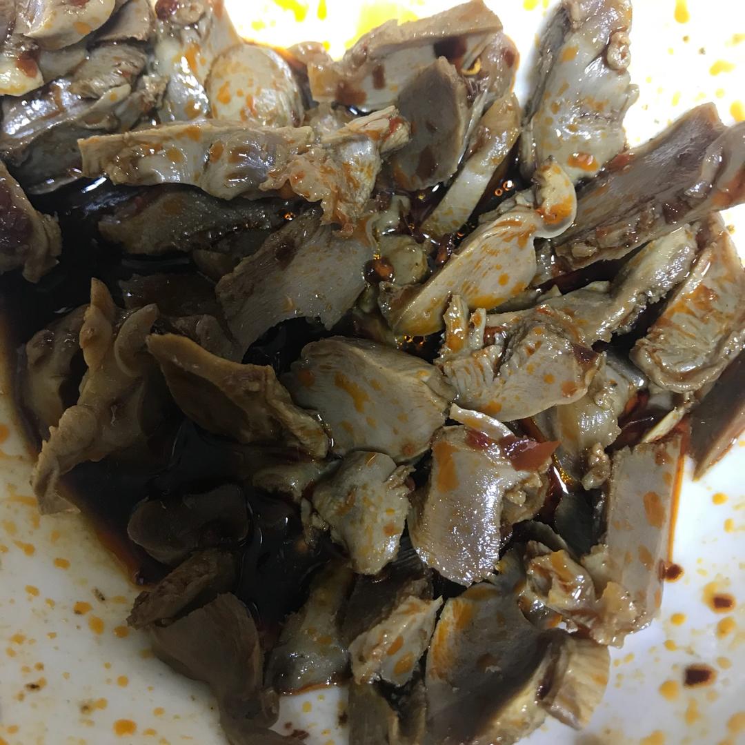 凉拌鸡胗！