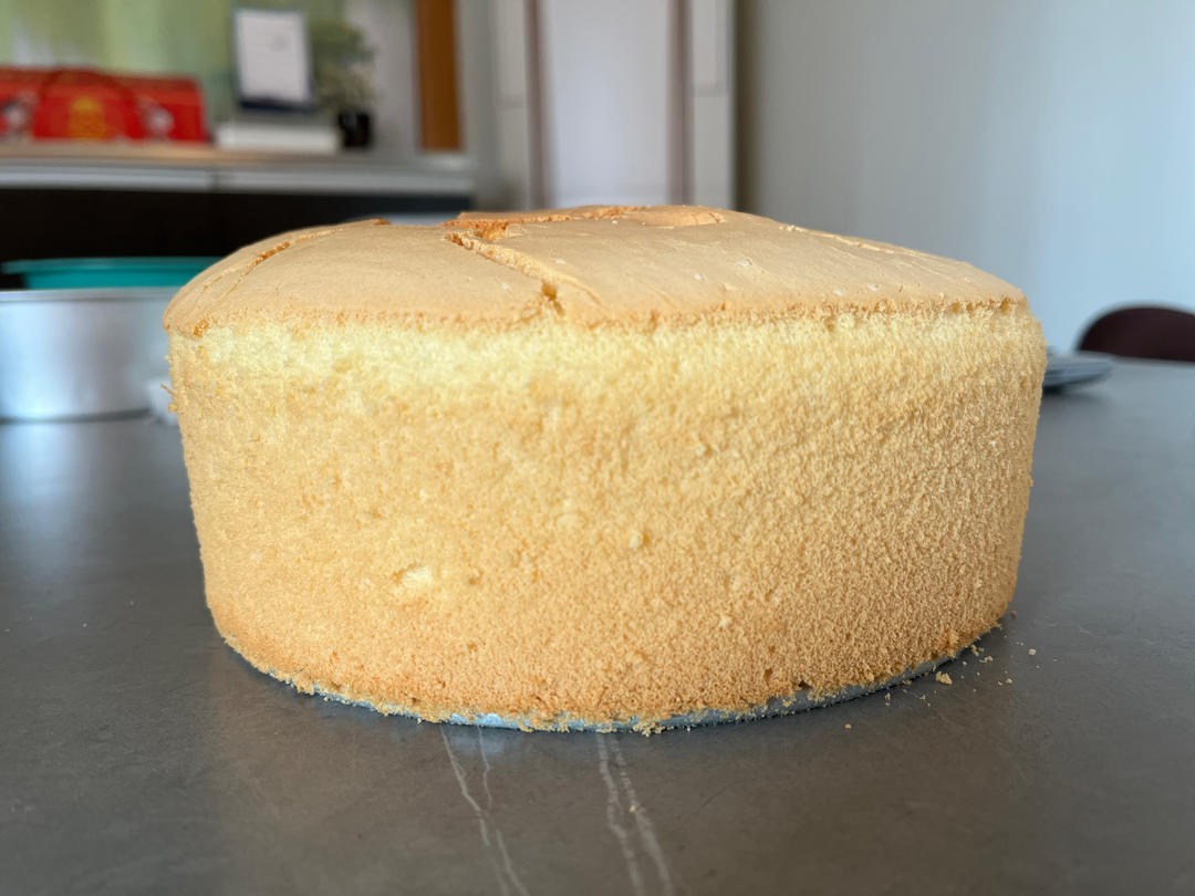 不开裂，不回缩的完美八寸戚风蛋糕