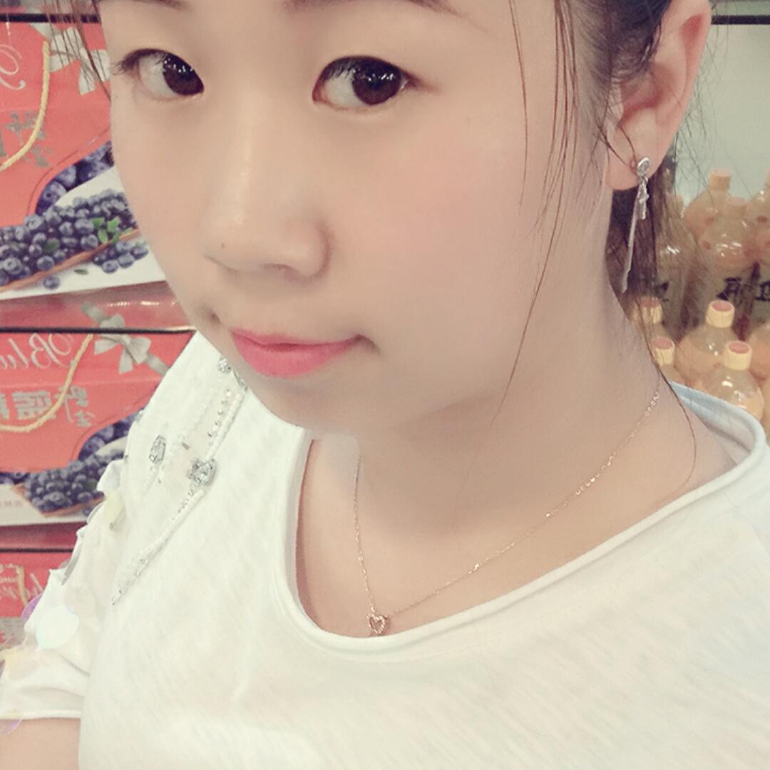 吃到飞不动的小猪