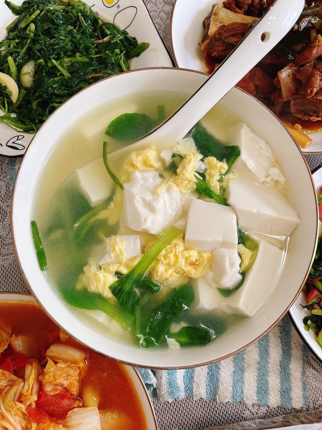青菜豆腐蛋花汤