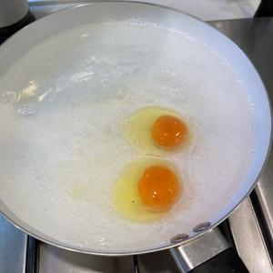 煮出漂亮的水波蛋的做法 步骤4