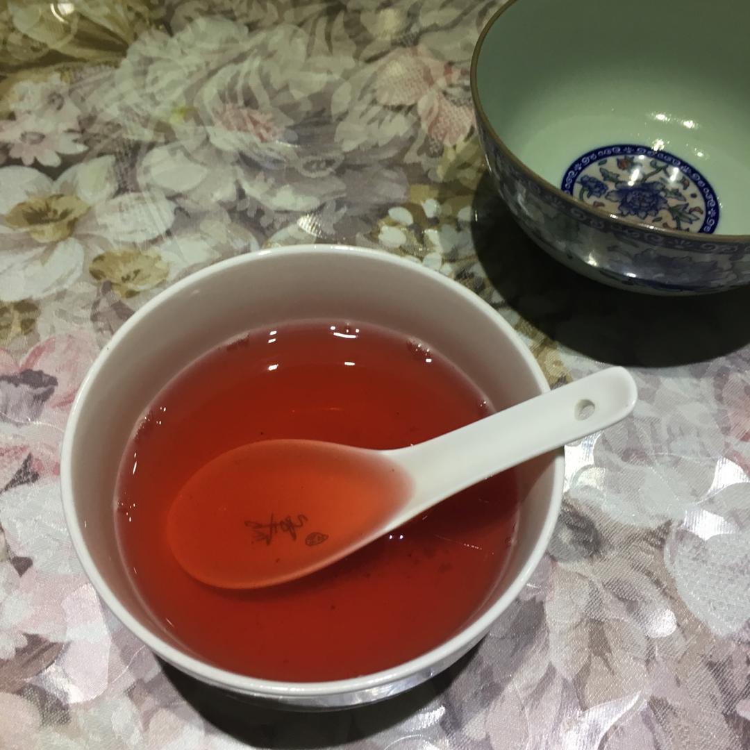 古法熬制酸梅汤（此方几乎无中药味孩子非常喜欢喝）