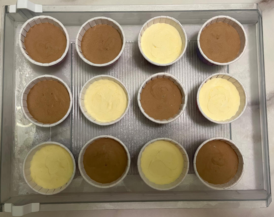 自制冰激淋（不用分次搅拌，无冰渣，熟蛋黄放心吃）