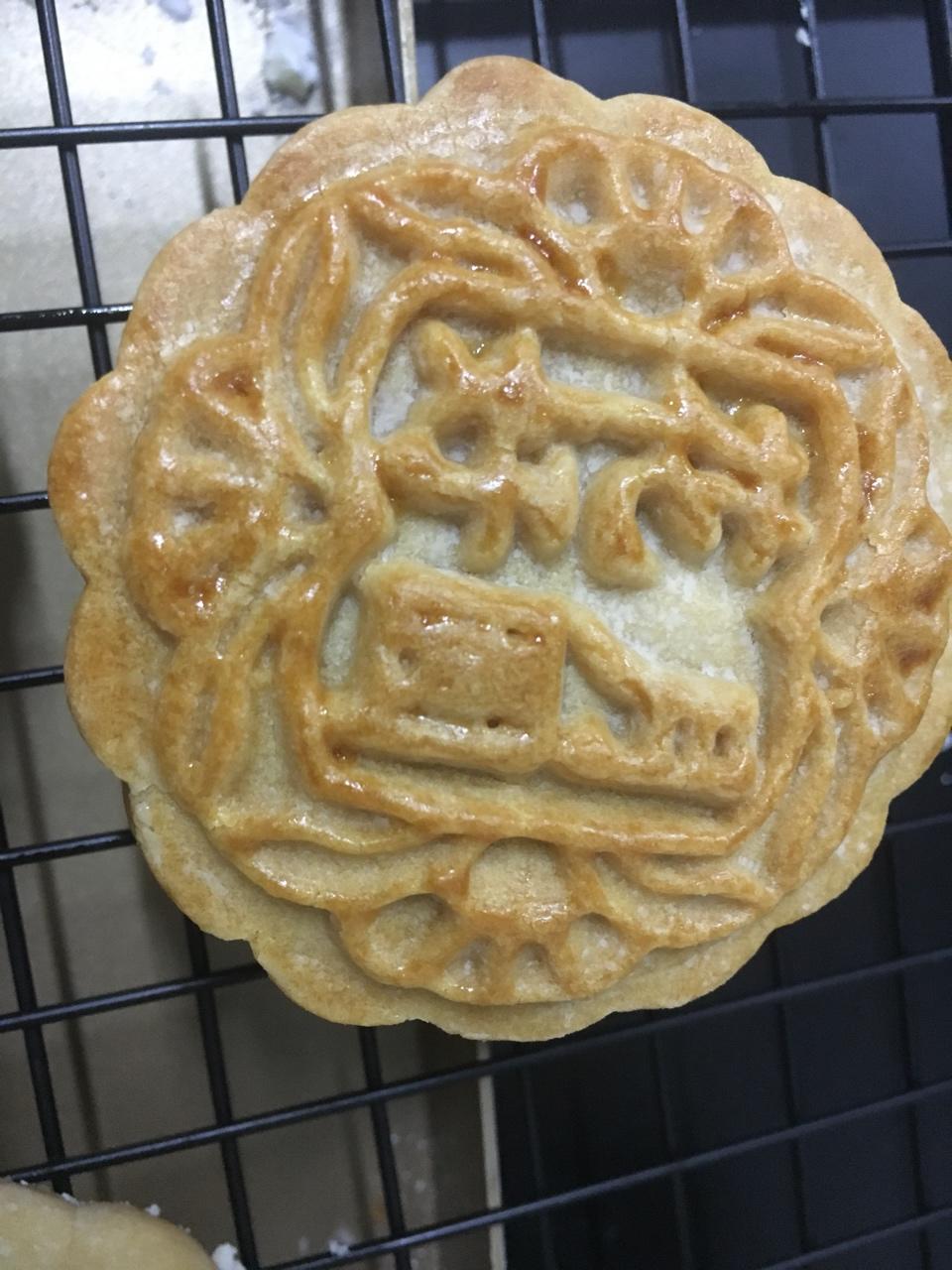 金沙奶黄月饼