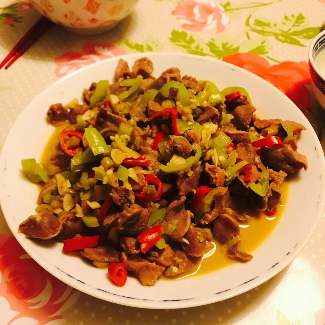 小米椒爆鸡胗