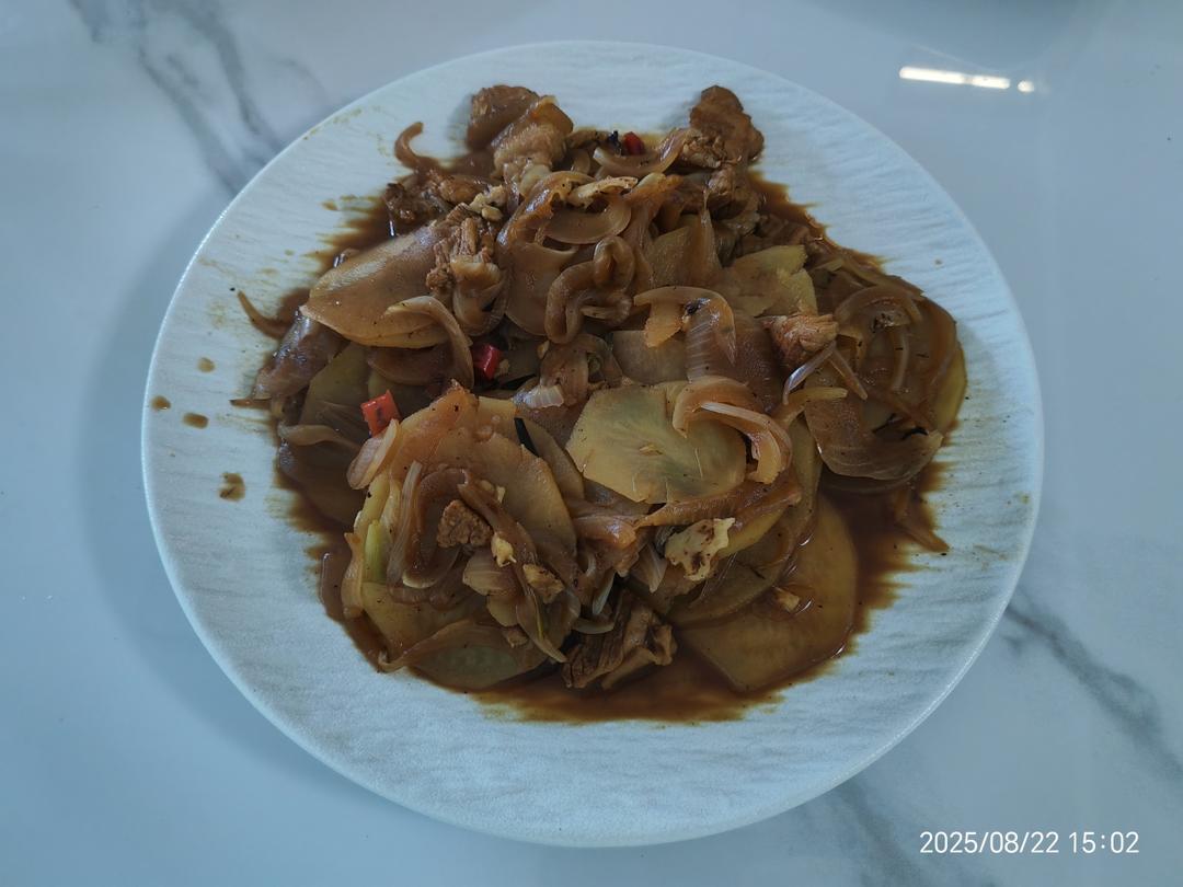 洋葱炒土豆