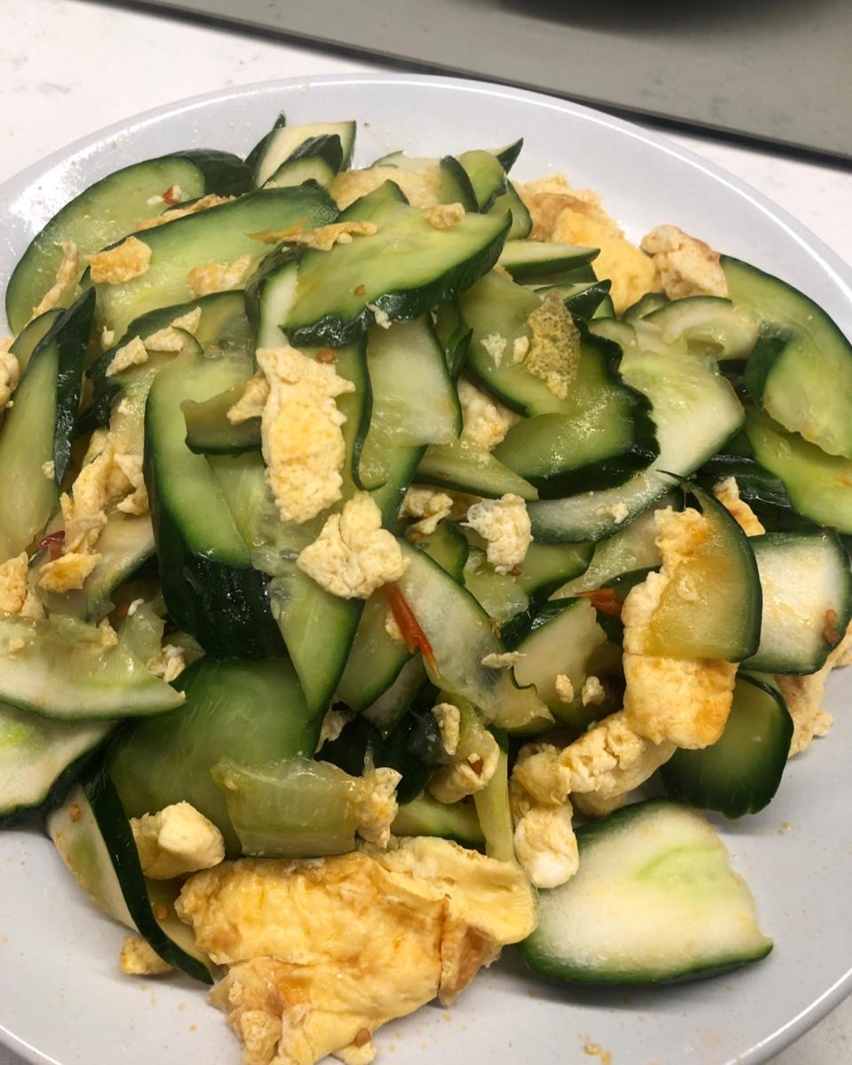 脆黄瓜炒鸡蛋～一菜登大堂