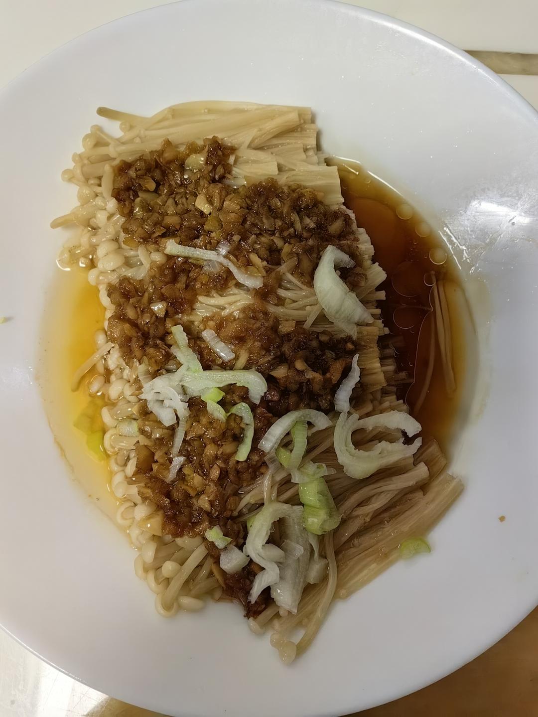 蒜蓉蒸金针菇