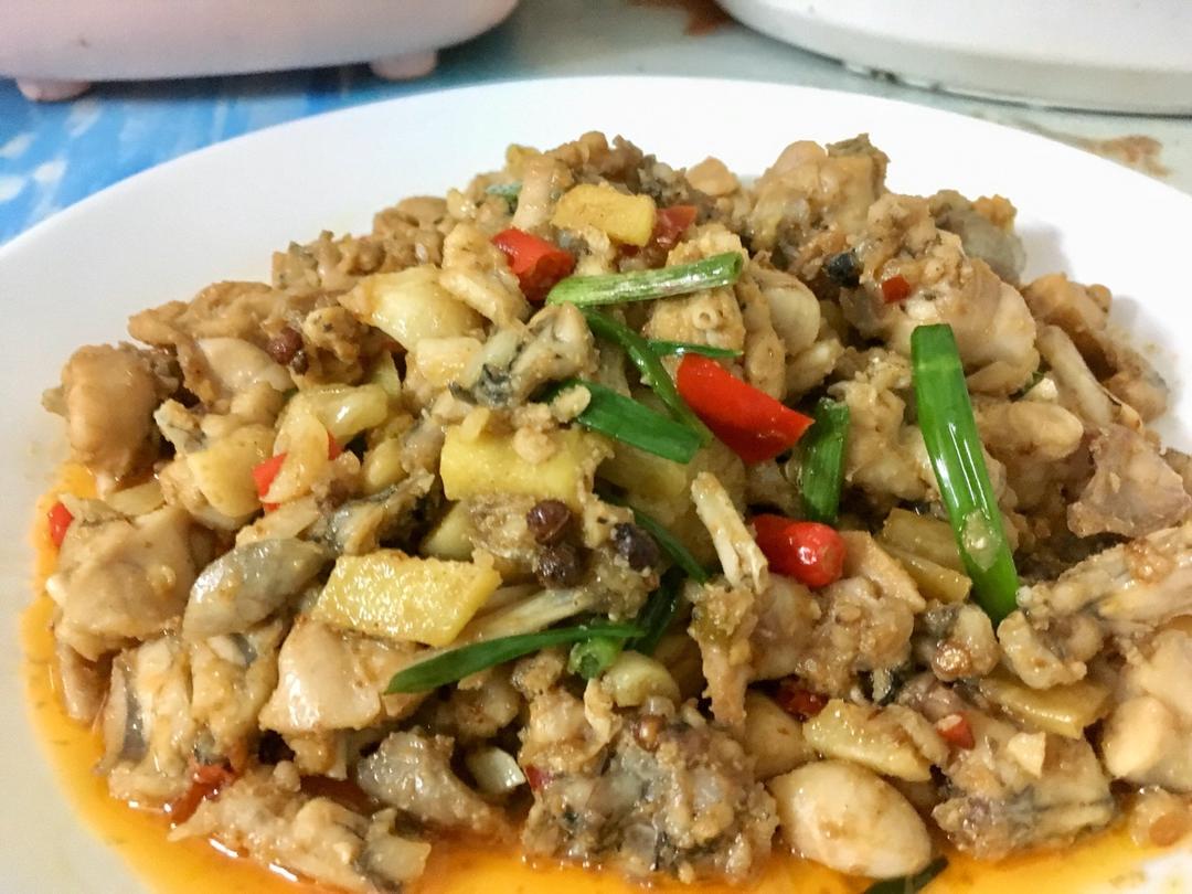 厨师长教你：“泡椒牛蛙”的家常做法，色香味俱全，赶紧收藏