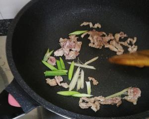 小平茹炒肉丝的做法 步骤4