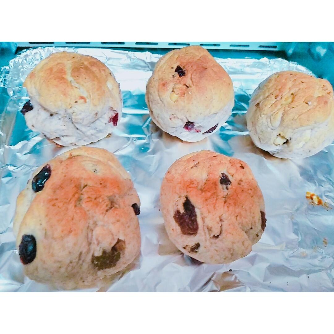 无油无糖全麦果干面包