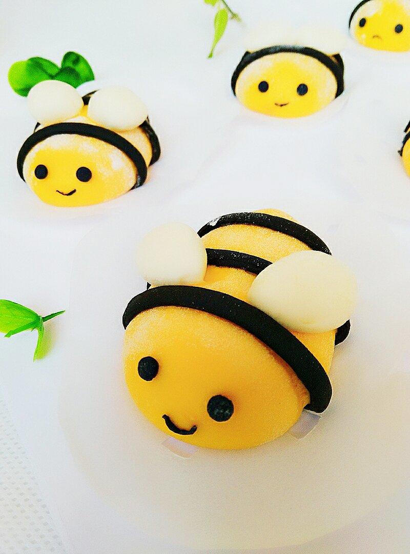 笑靥如花xdg做的超可爱小蜜蜂馒头