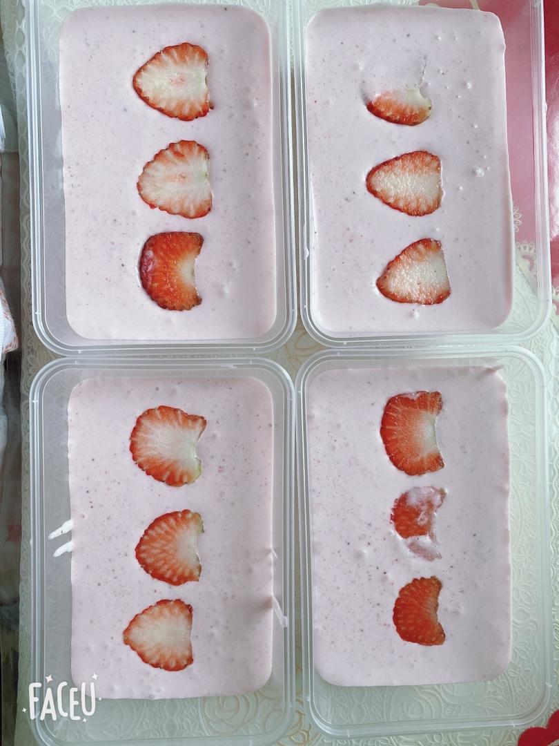 【菓子学校】草莓牛奶冰淇淋