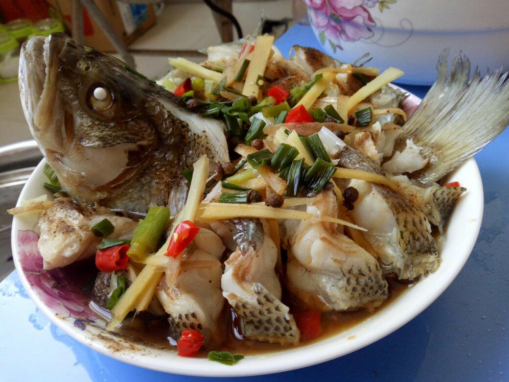 清蒸鲈鱼
