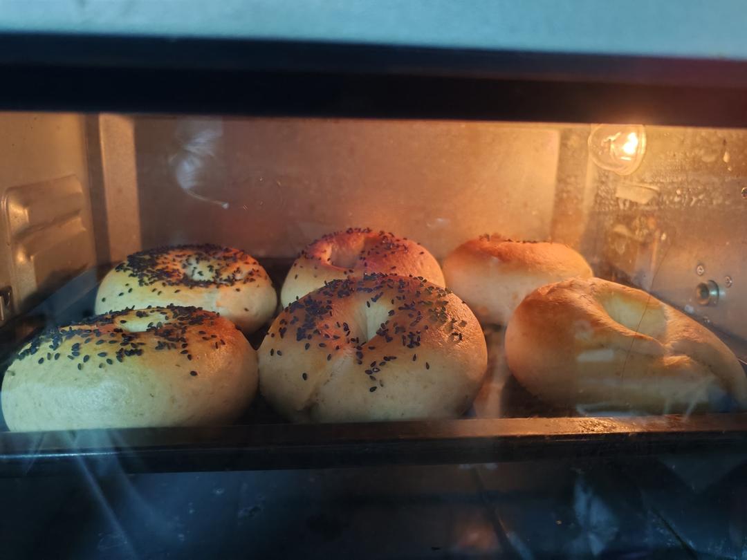 无油无糖，好吃又健康的全麦贝果