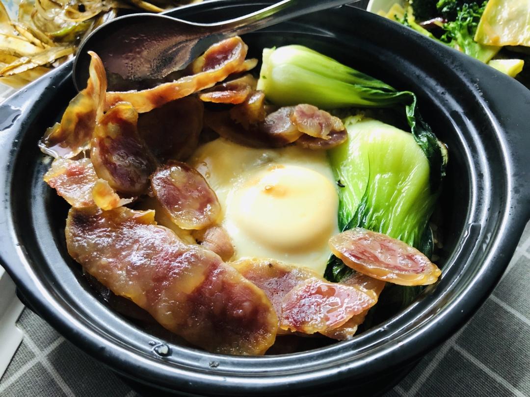香肠煲仔饭