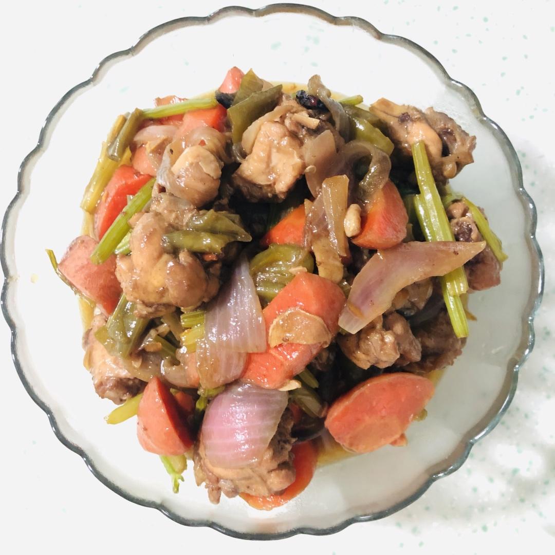 鸡公煲（超级简单 很好吃）