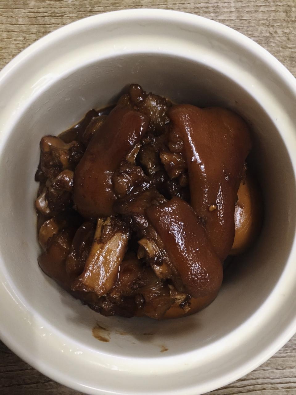 大手拉小手（猪蹄焖鸡爪）