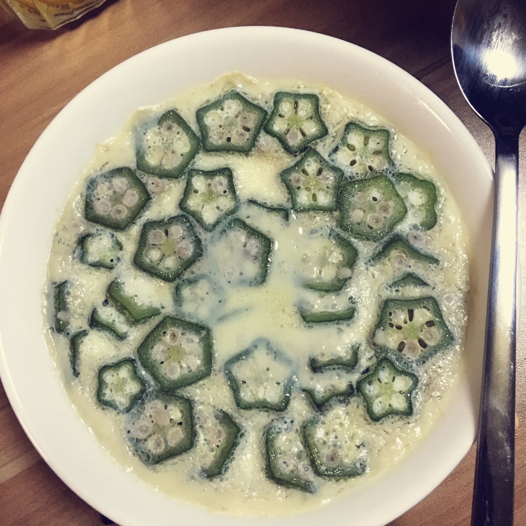 颜值控-做一朵开在碗里的花秋葵蒸水蛋