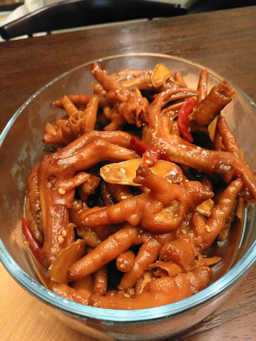 tina议心做的香辣卤鸡爪
