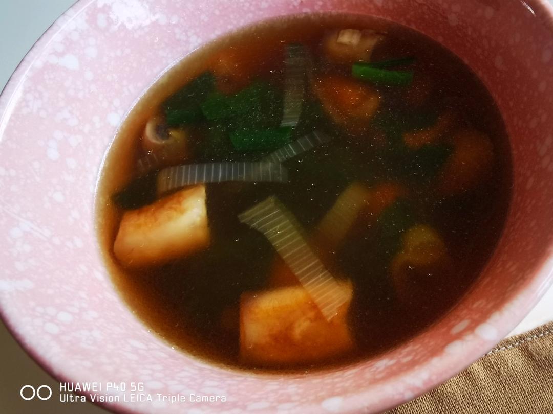 明明是素汤 却鲜得像鸡汤一样的「口蘑汤」