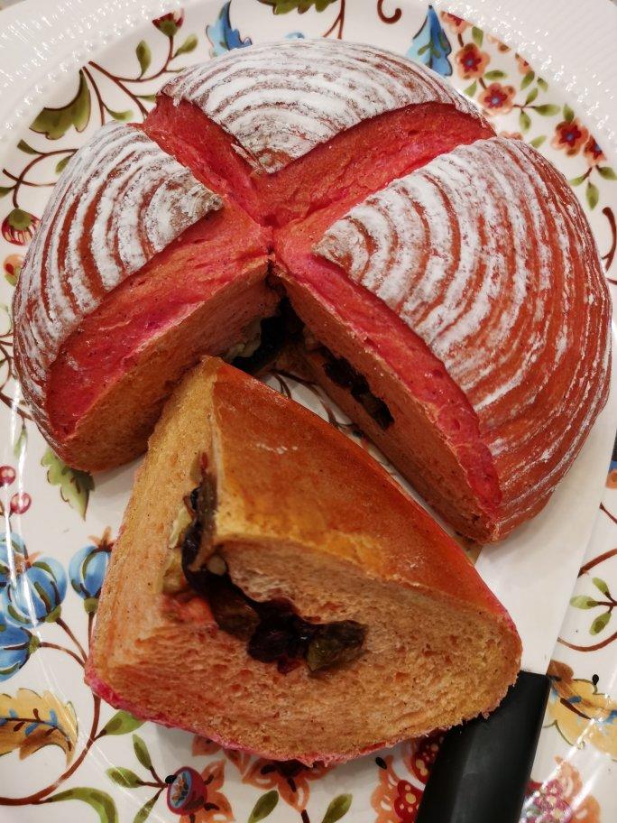 火龙果全麦坚果面包