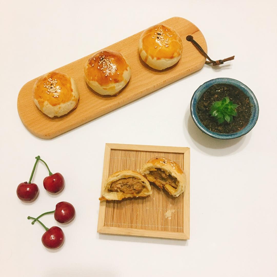 泳式鲜肉榨菜月饼