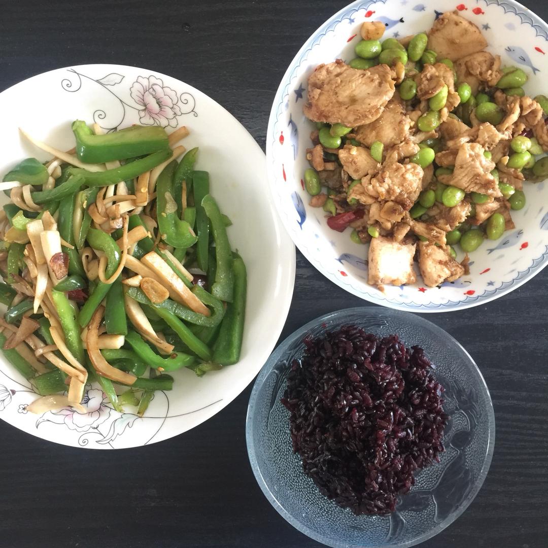 青椒素炒杏鲍菇