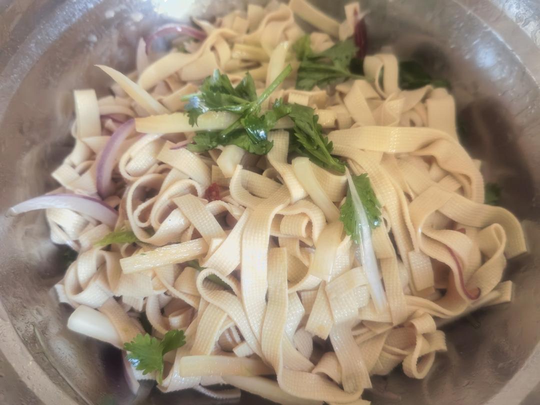 😋炝拌干豆腐