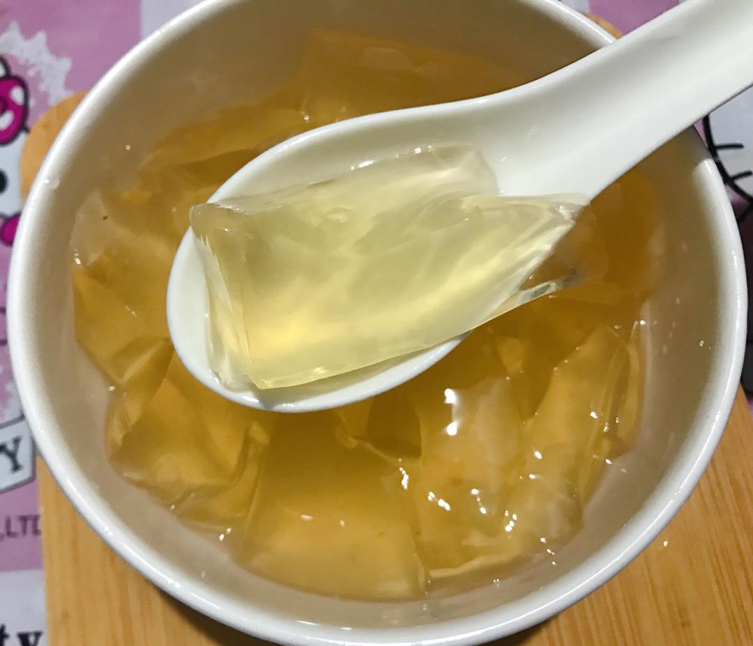 风靡全网的海底椰雪梨干膏简单教程～