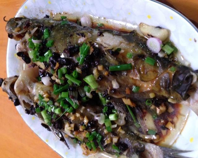 豆豉蒸黄骨鱼