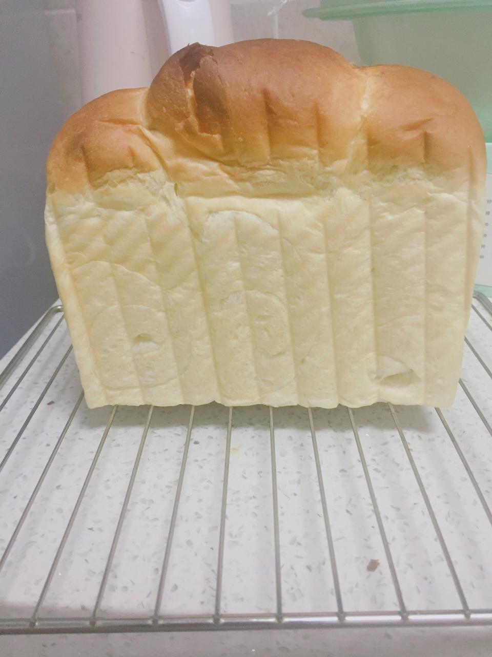 淡奶油蛋黄吐司