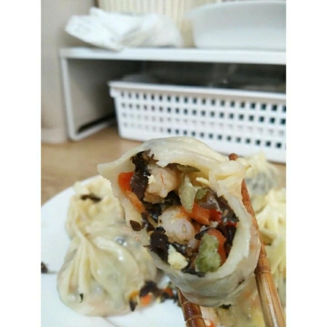 西葫芦虾仁蒸饺