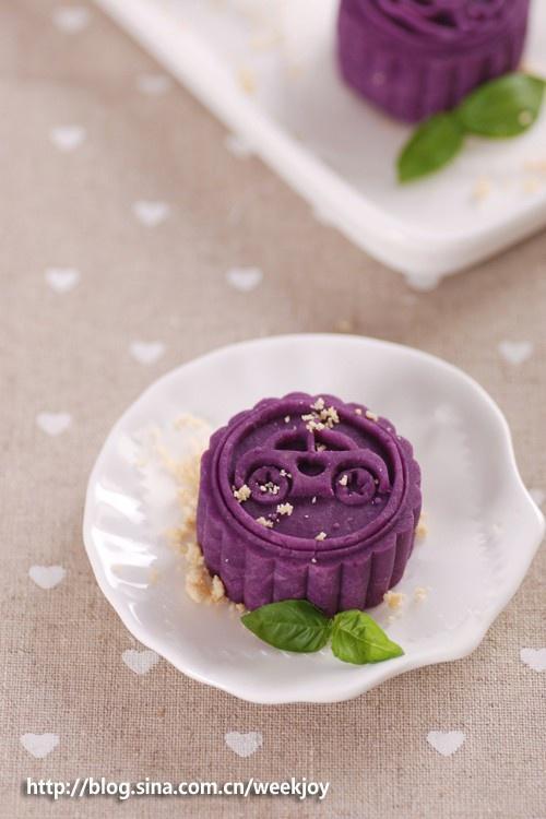 紫薯果仁月饼的做法