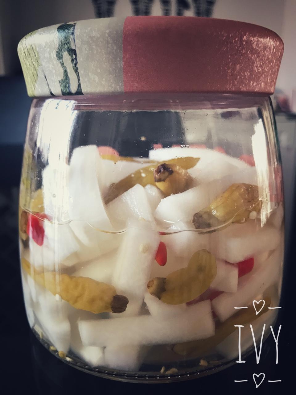 酸酸甜甜辣辣爽口萝卜条