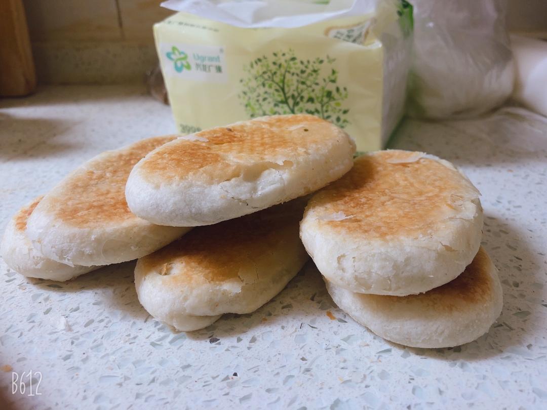 芝麻椒盐牛舌饼（北京小吃）