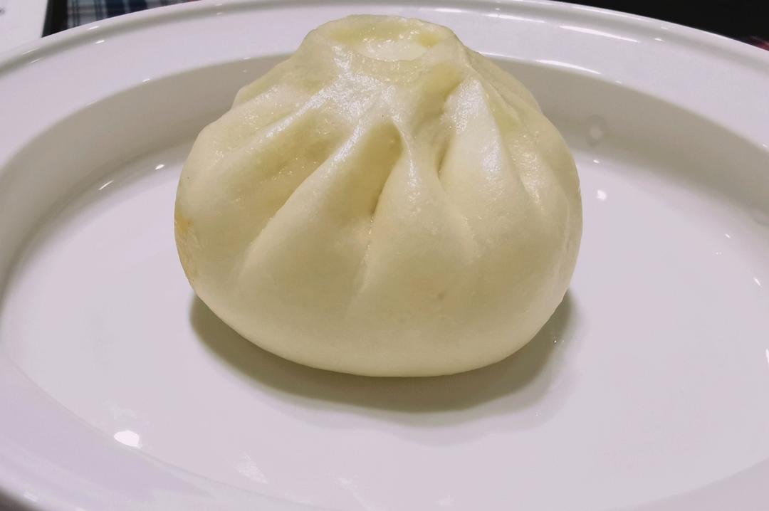好吃流汁的肉馒头