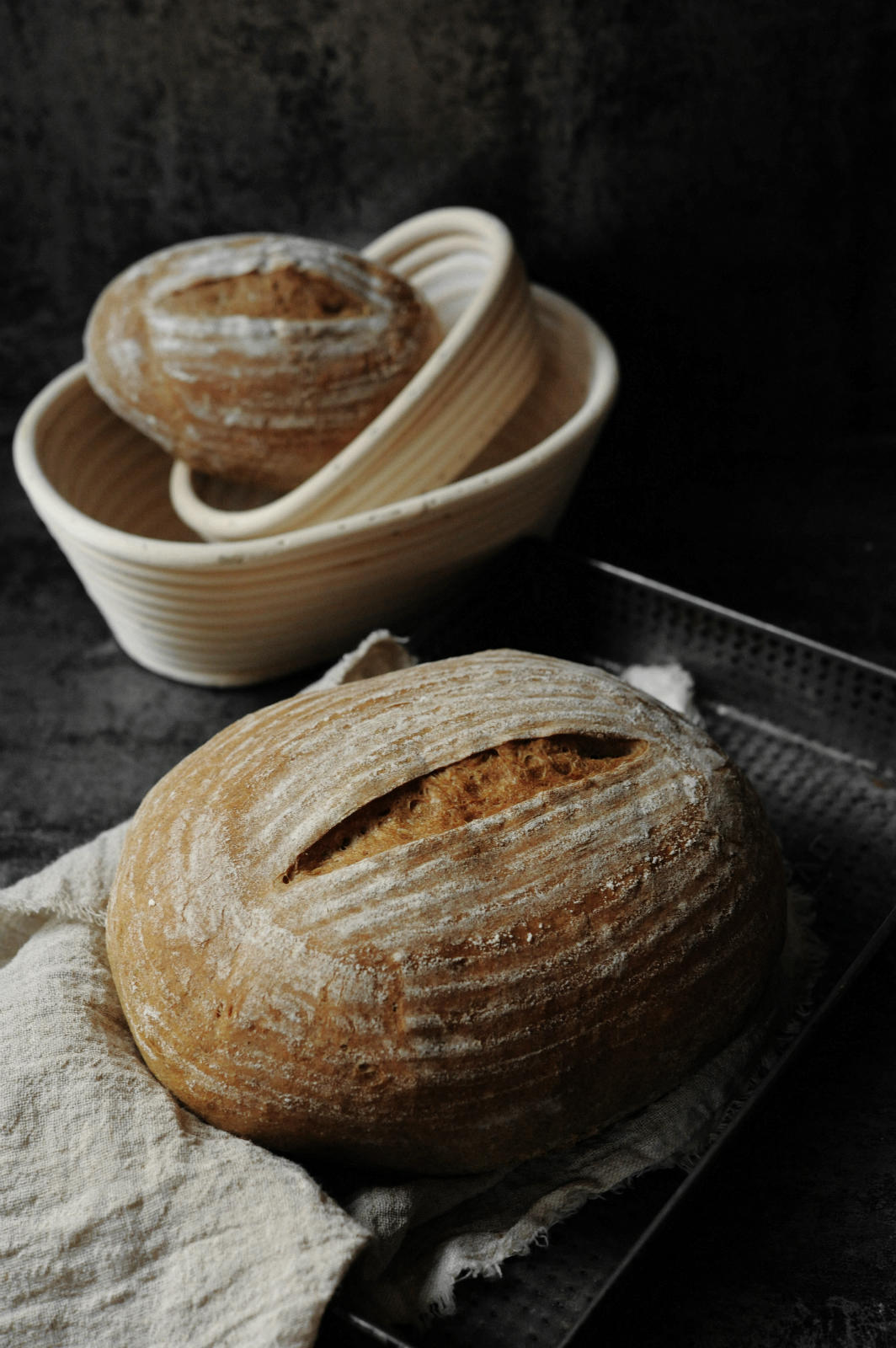 朴素的黑麦面包