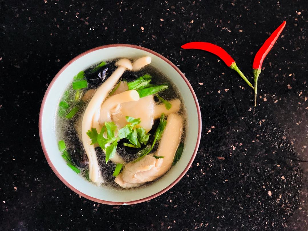 杂菇汤