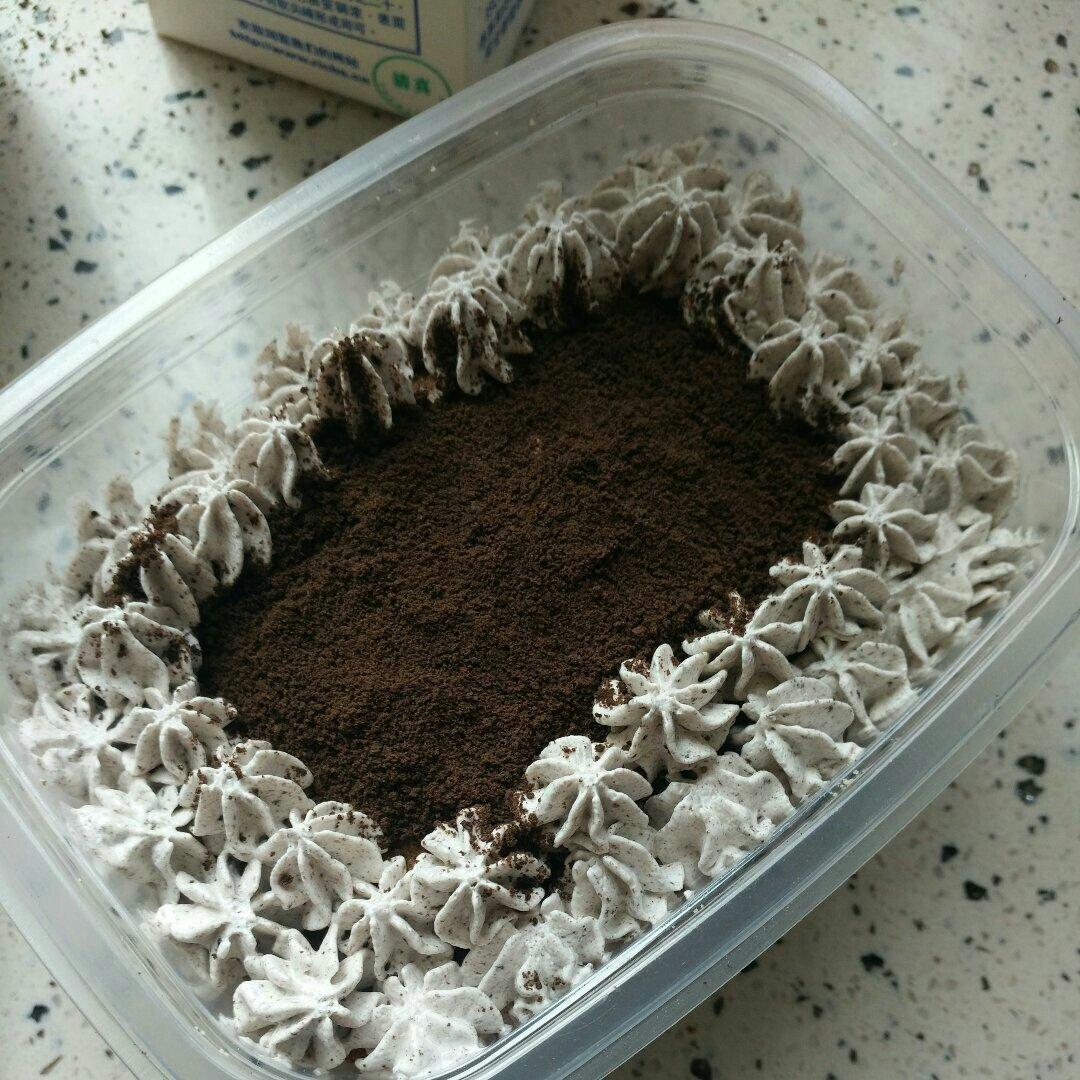 好吃到流泪的奥利奥咸奶油盒子蛋糕