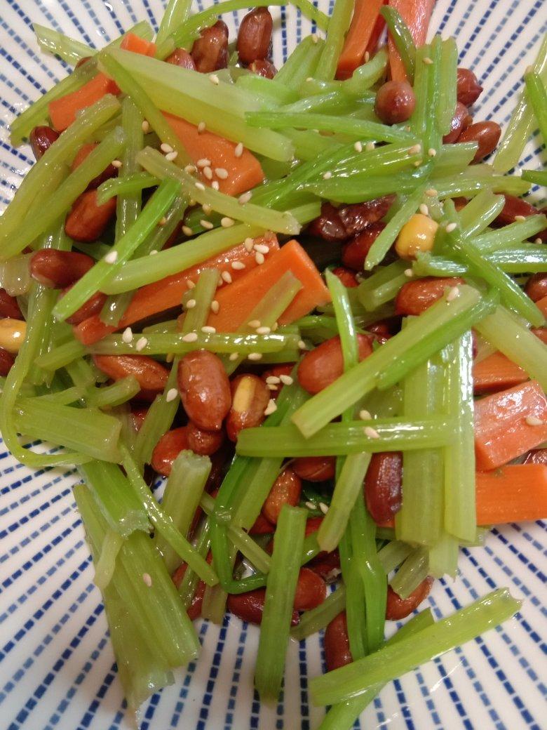 【清心湖】凉拌芹菜花生米
