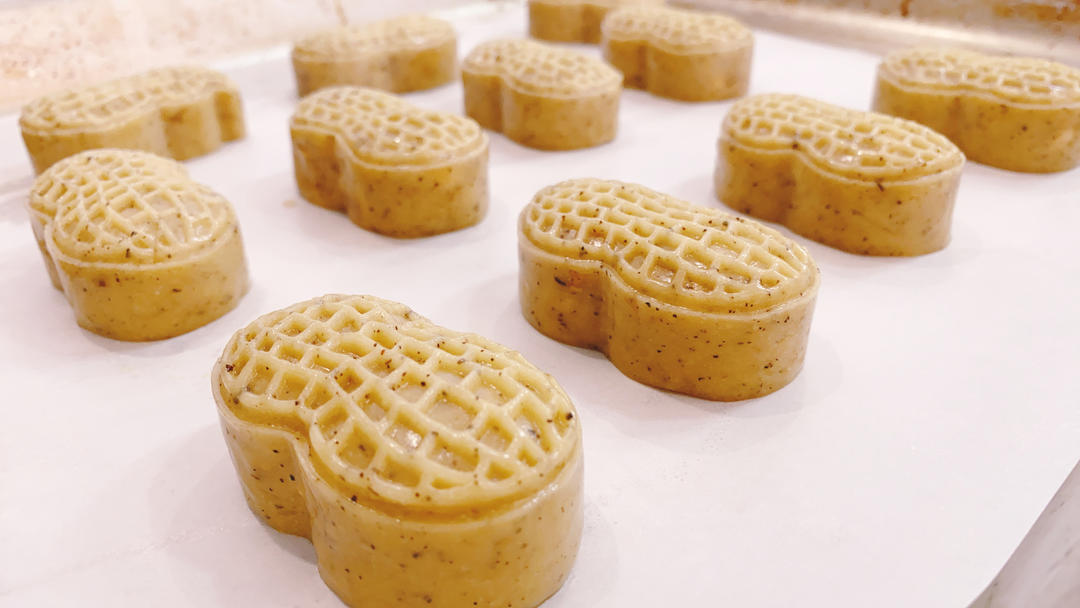 好事（柿）发（花）生🥜—广式伯爵红茶花生月饼