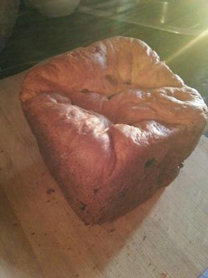 面包机版柔软果料面包（最爱的童年味道）的做法 步骤3