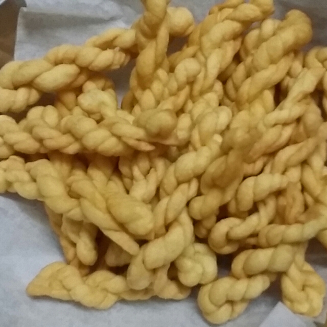 鸡蛋小麻花