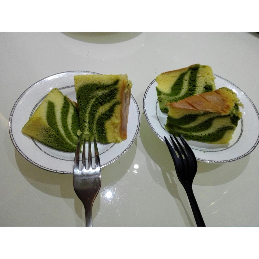 酸奶抹茶双色蛋糕（春天的颜色）