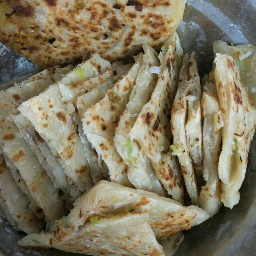 层次分明薄如蝉翼的家常基础烙饼