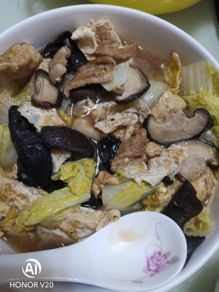 鲜菇豆腐煲