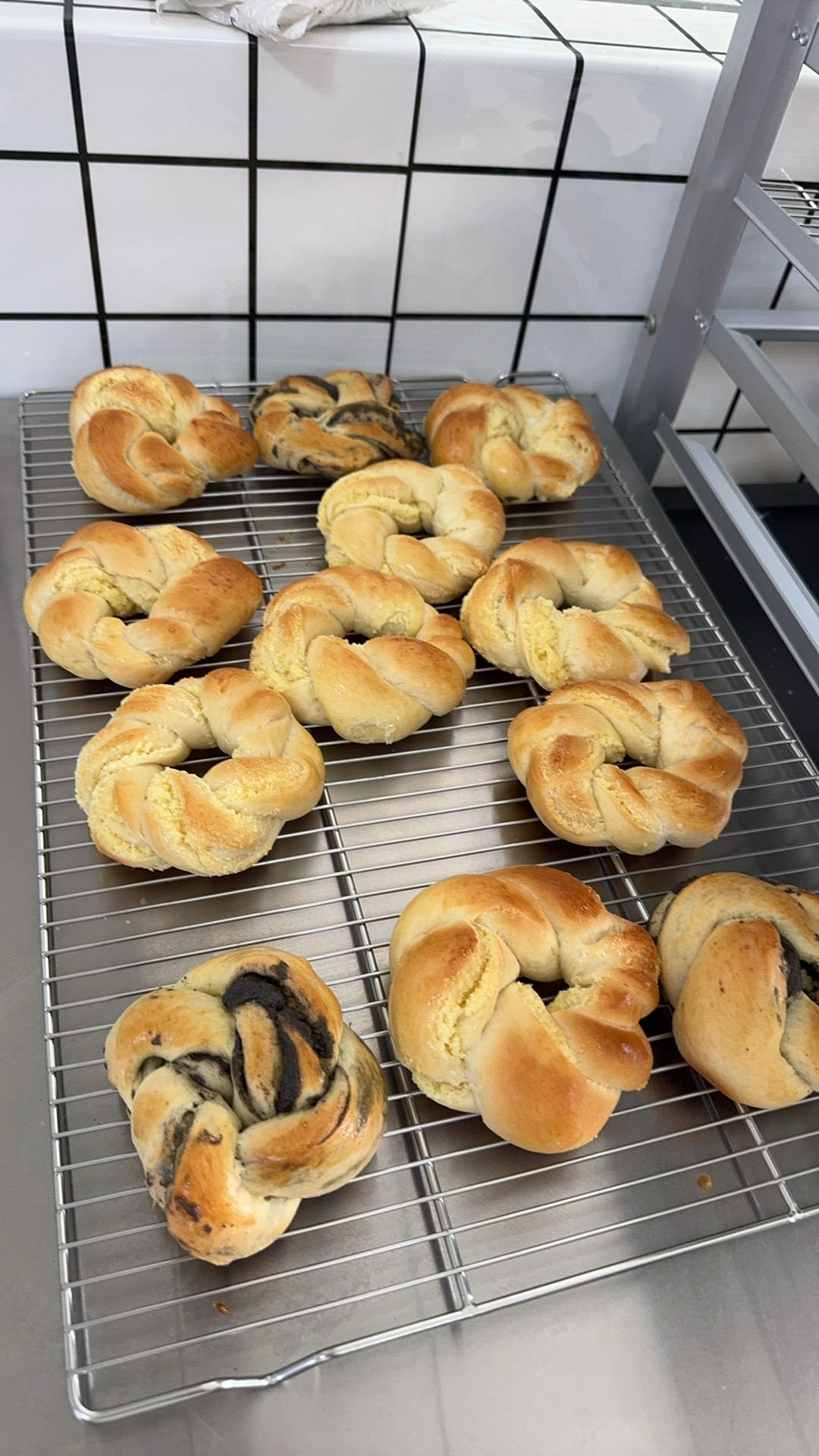 黄豆粉抹茶冰面包